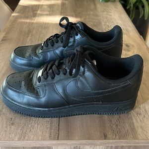 Men's Nike Air Force One shoes size 10